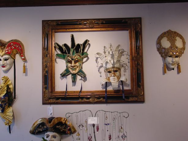 ../Images/Masks for sale.jpg